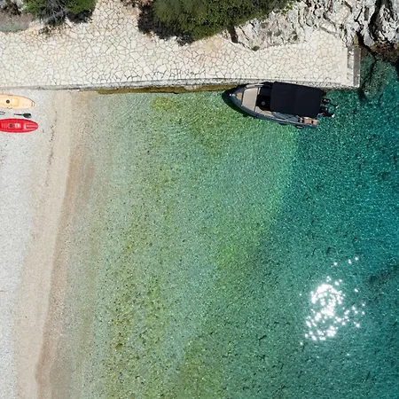 Trianda A True Gem Just 27 Steps From The Beach! Вилла