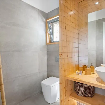 Trianda A True Gem Just 27 Steps From The Beach! *