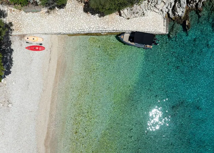 Trianda A True Gem Just 27 Steps From The Beach! Villa